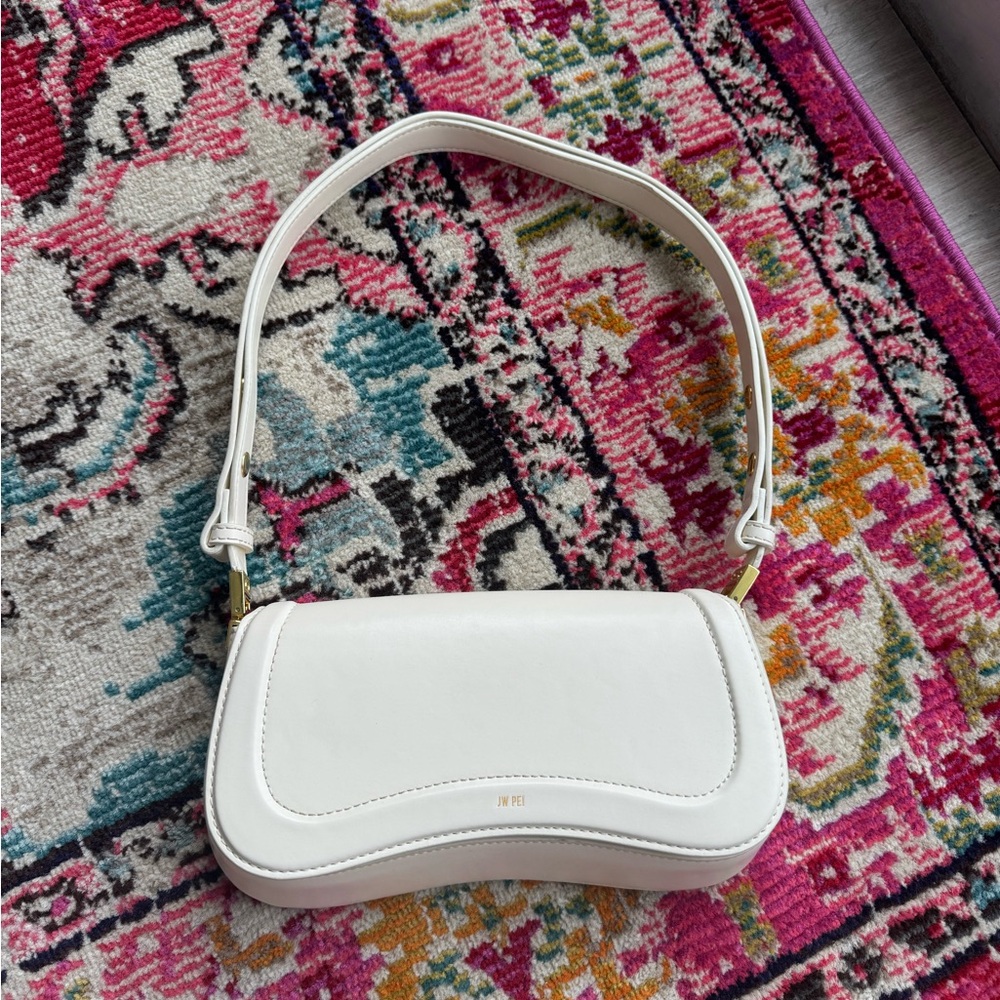 JW PEI purse